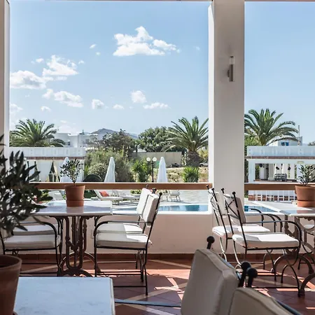 Porto Naxos Отель