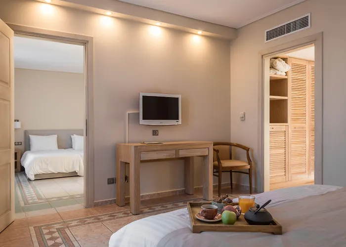 Porto Naxos Naxos City