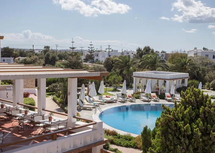 Porto Naxos Отель 4*