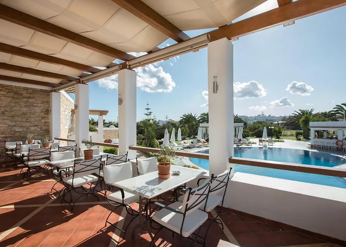 Отель Porto Naxos