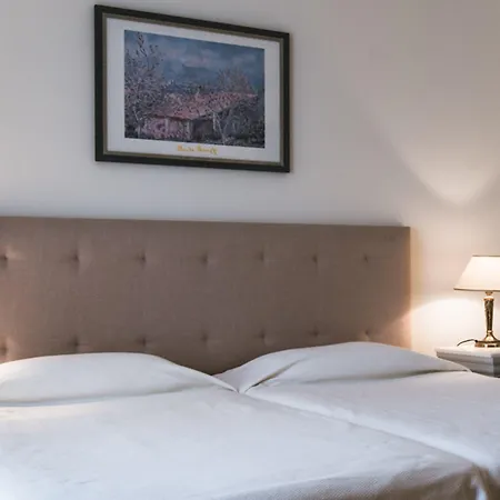 Porto Naxos ホテル 4*