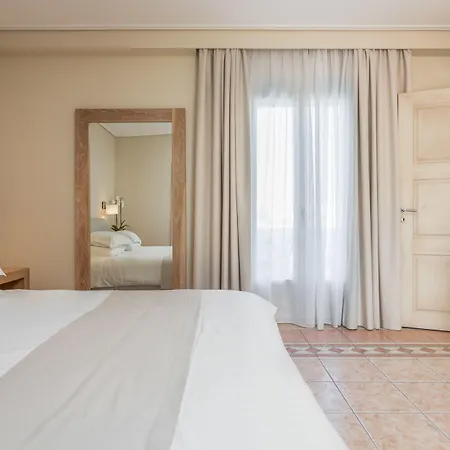 Porto Naxos ホテル